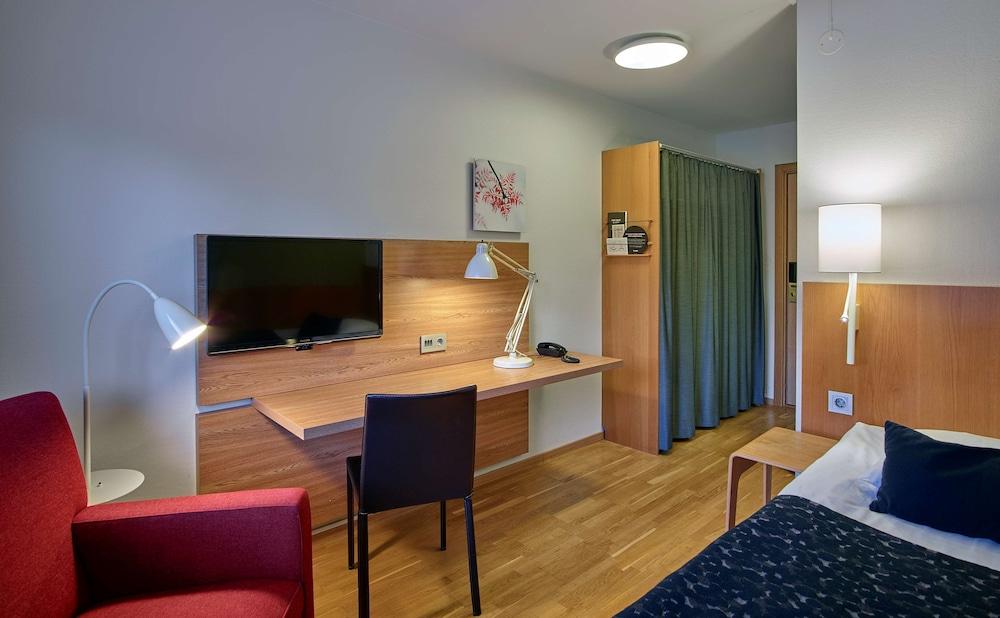 Scandic Gaevle Vaest Экстерьер фото
